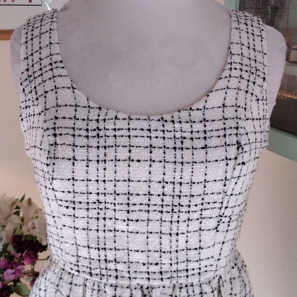 Forever 21 Plaid Woven Dress - Picture 2 of 10